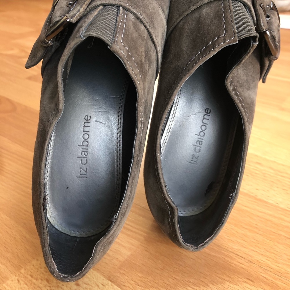 •LIZ CLAIBORNE• flex zone suede bootie/ankle slip-on - Picture 5 of 7